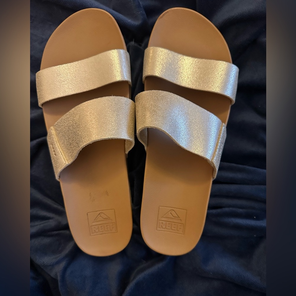 Ladies REEF ssandals sz. 9